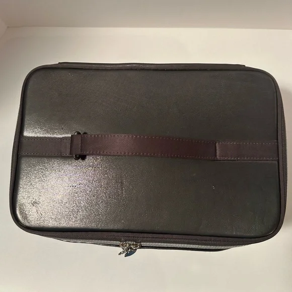 Lancôme Two Tier Zipper Makeup Case with Handle - Picture 13 of 16